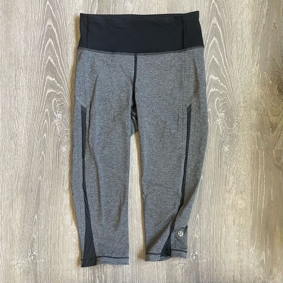 Lululemon Smooth Stride Leggings - Picture 1 of 3